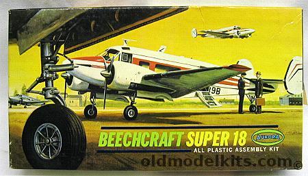 Aurora 1/88 Beechcraft Super 18, 284-50 plastic model kit